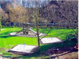 Garten mit Kletterger&uuml;st